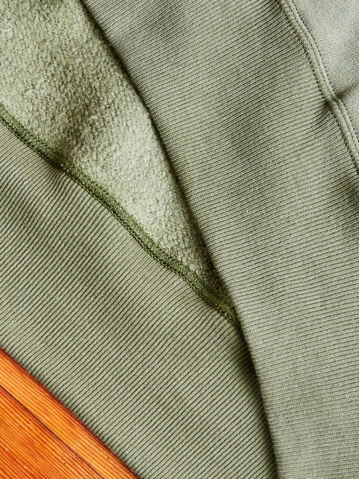 450 Loopwheel Hoodie in OD Green