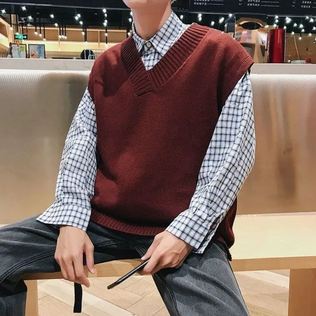 Aidase Sweater Vest Men V-neck Solid Simple Casual 2XL Oversize Spring Autumn Mens Vests Chic All-match Preppy Style Daily Outwear New